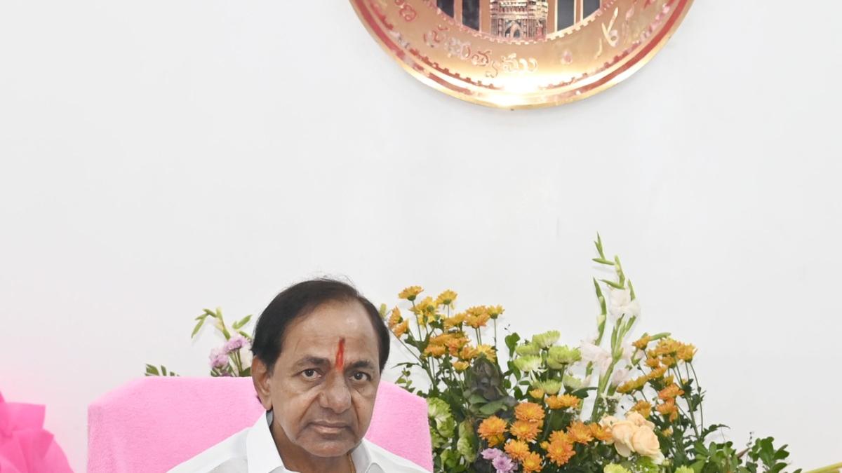 Ministers inaugurate their chambers with signing files