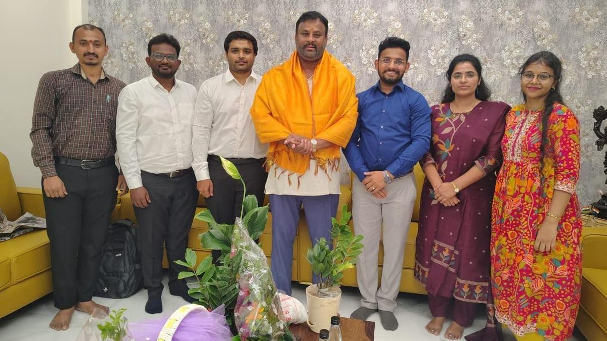 Transport Minister congratulates newly-appointed RTOs