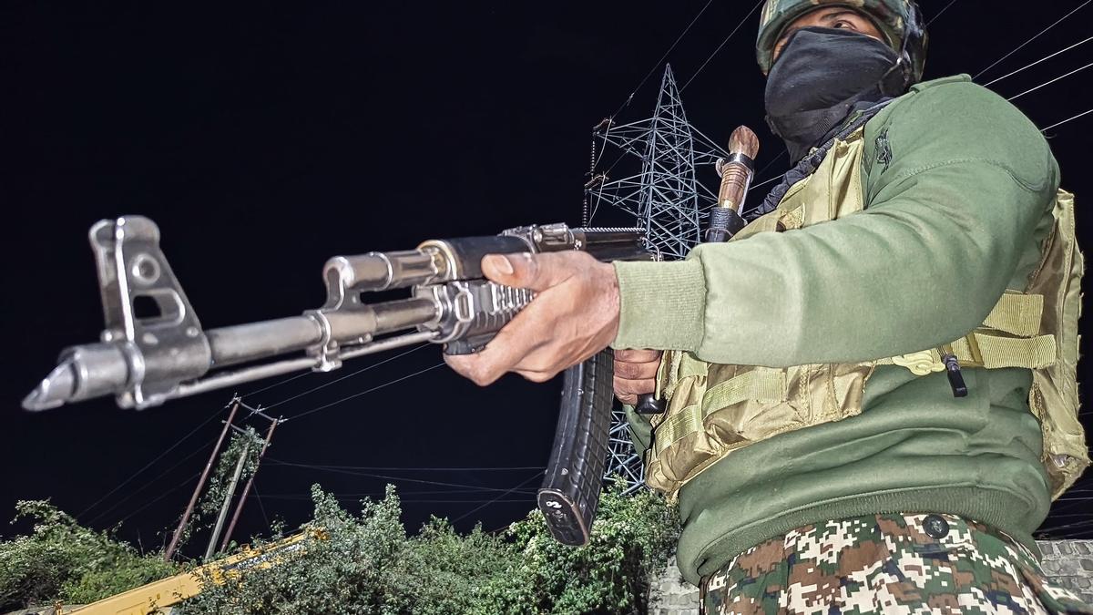 Policeman killed in Udhampur encounter; operation under way as terrorists flee into forests