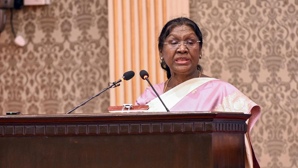 President Droupadi Murmu launches Pink Mobility Card and free LPG cylinder scheme in Delhi