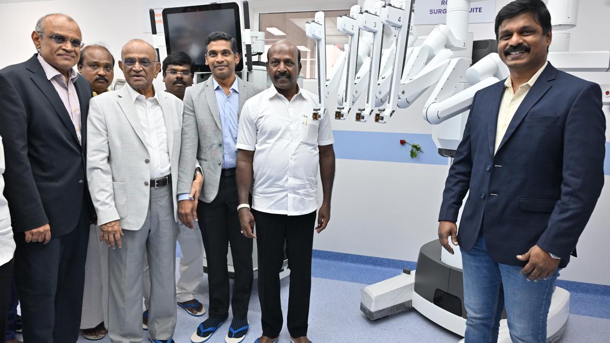 Health Minister commissions Robotic Surgical Suite, other facilities at KG Hospital