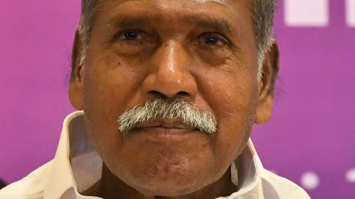 Pondy CM writes to External Affairs Minister seeking release of 14 fishermen from custody of Sri Lankan Navy