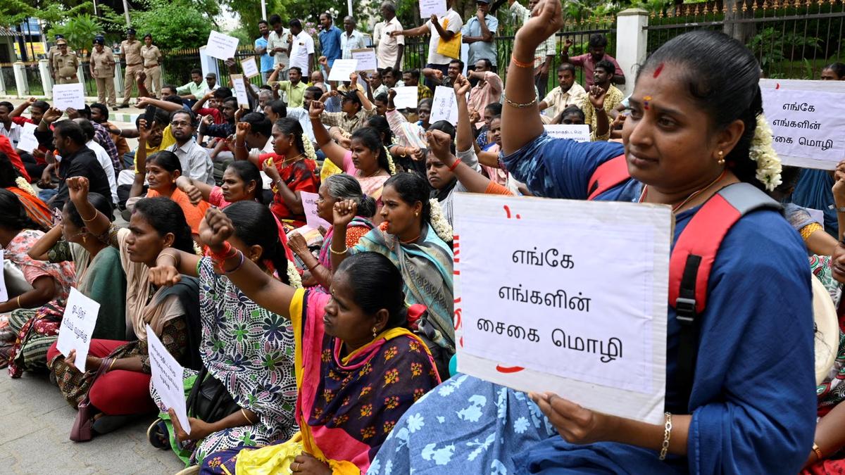 Hearing impaired people stage protest in Erode over fulfilment of demands