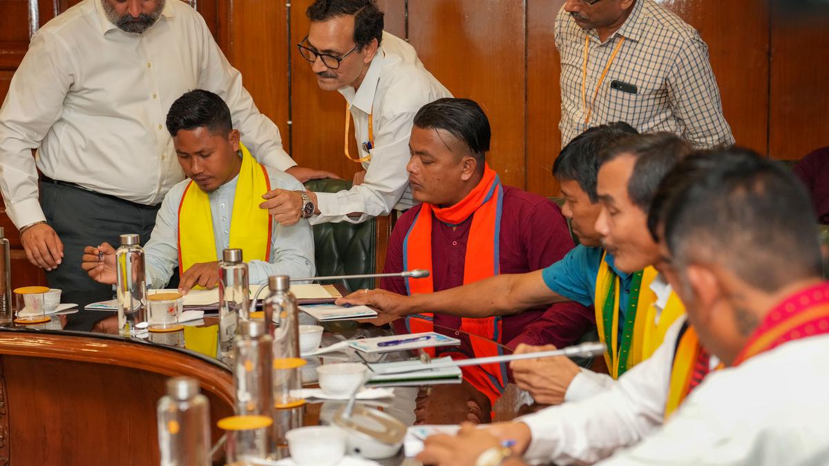 Dima Hasao insurgent group signs peace pact with Assam, Centre 