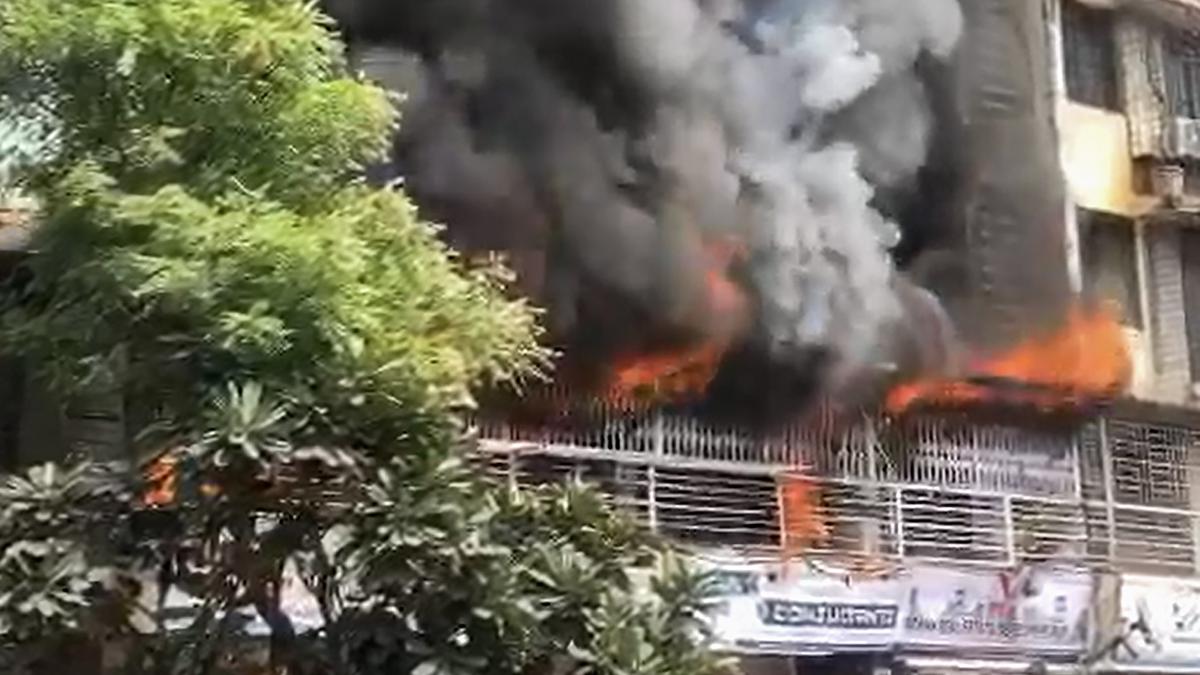 At least two dead, three hurt in fire in residential building flat in Mumbai