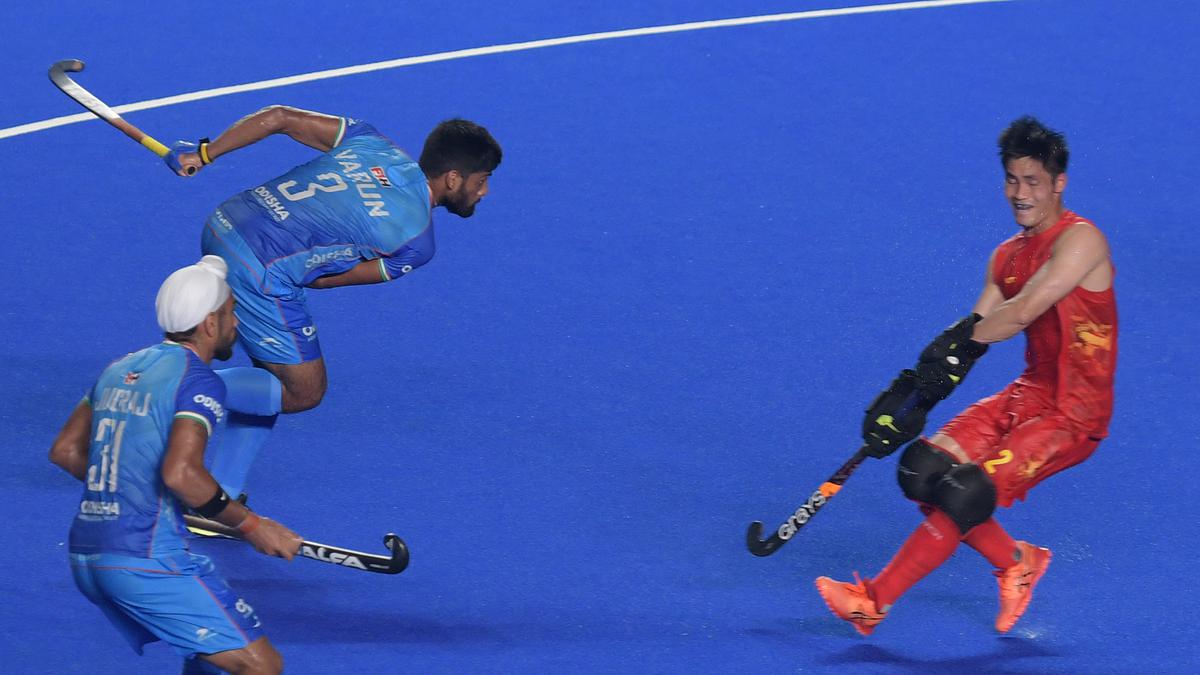 The highest and lowest ranked sides in the competition clashed here on Thursday night and India expectedly walked away with the honours, thrashing China 7-2 to kickstart its Asian Champions Trophy hockey campaign on a winning note.