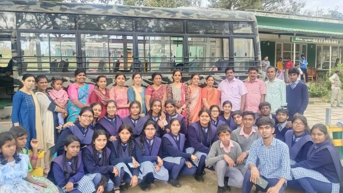 Government school students given tour of Mudumalai Tiger Reserve
