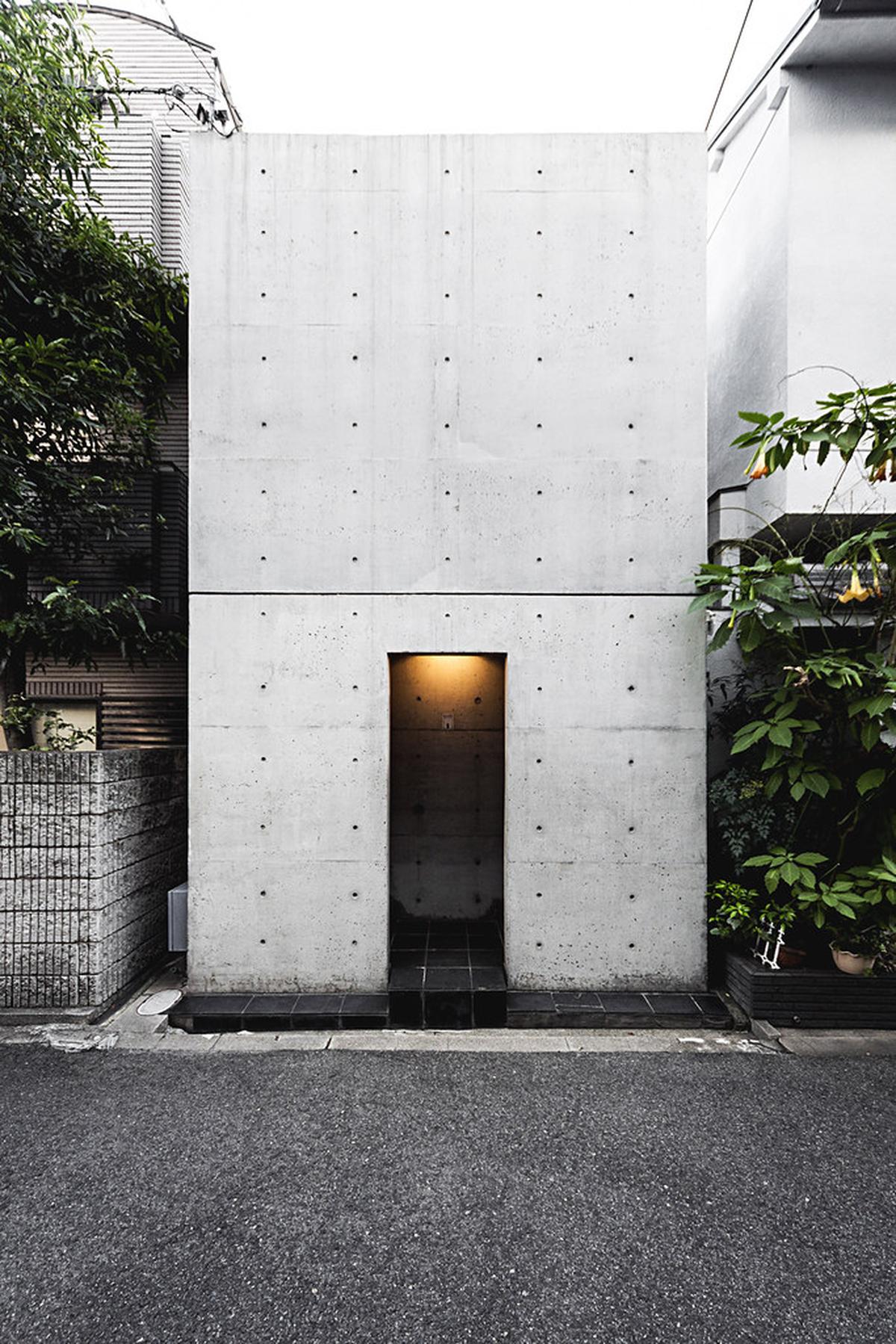 Tadao Ando’s 1976 Row House in Osaka 