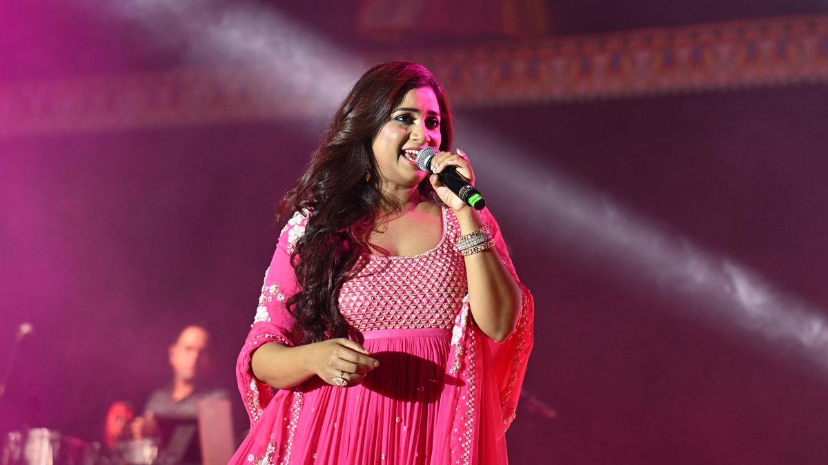 Shreya Ghoshal reschedules Kolkata concert in solidarity with RG Kar protests