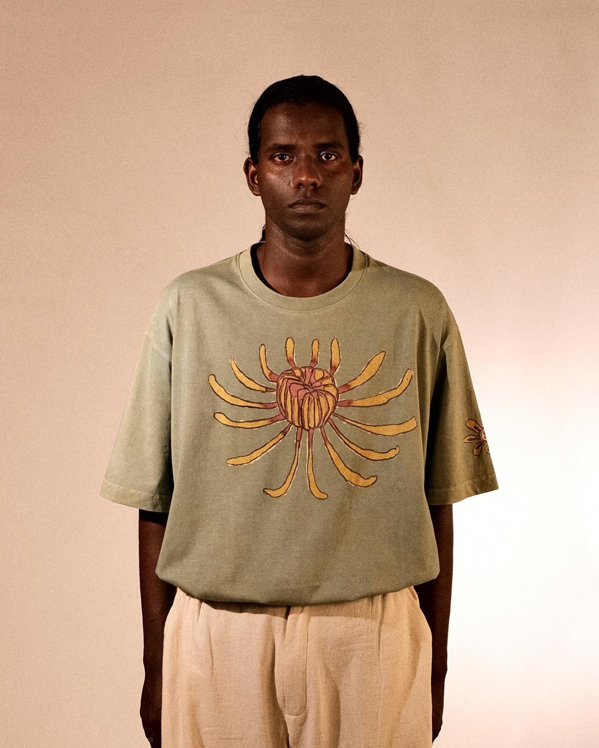 A model in a Bakr T-shirt 