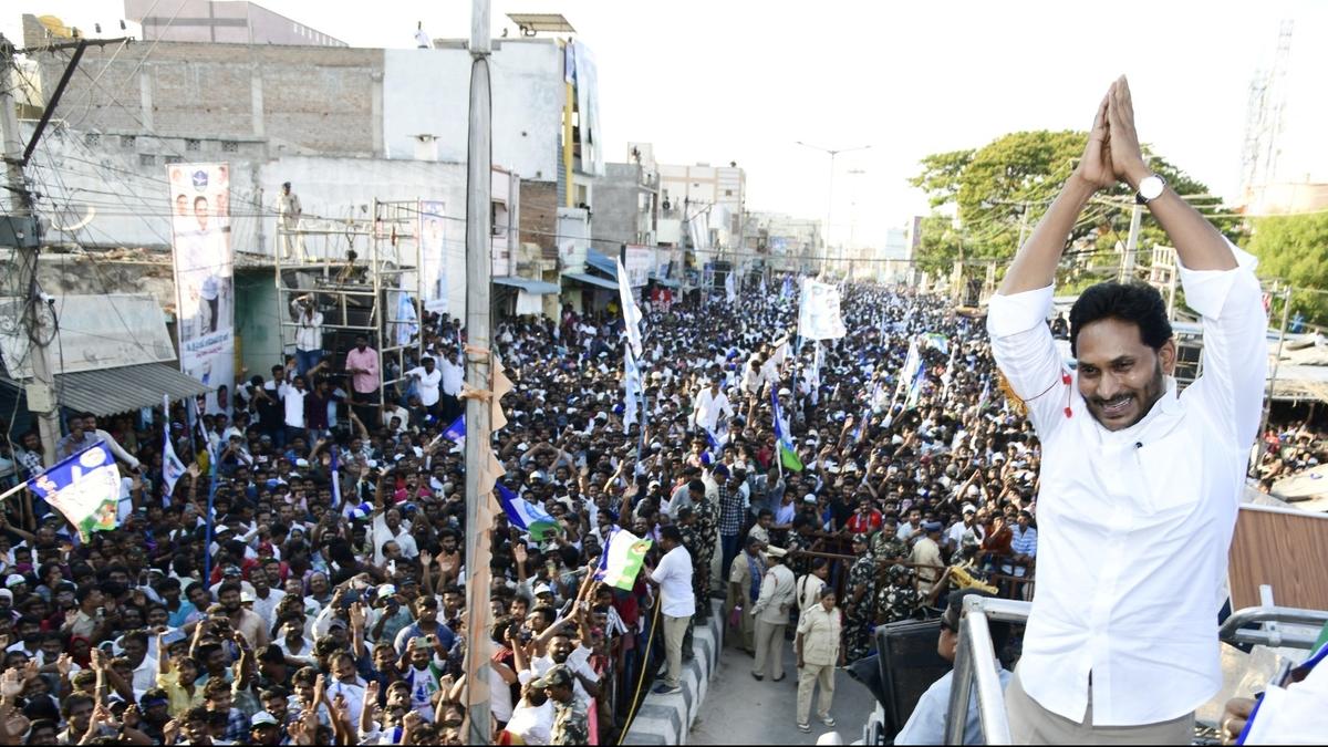 Naidu&rsquo;s anger reflects his inability, says Jagan