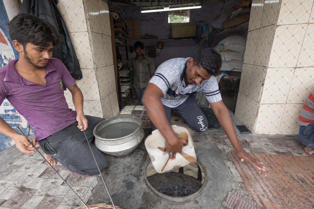 Naan making progress at Munshi Naan Naan making progress at Munshi Naan