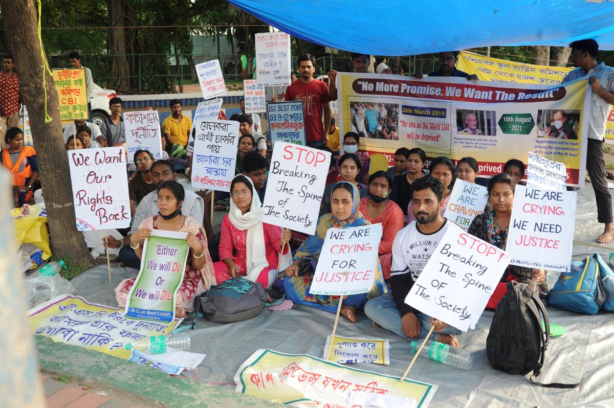Job aspirants protesting against alleged irregularities in the West Bengal School Service Commission recruitment of teachers and other staff in State-run schools. 