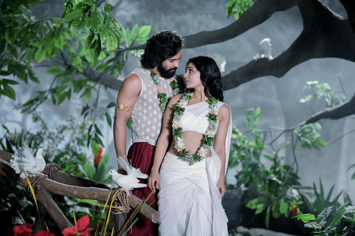 Dev Mohan as Dushyanth and Samantha as Shakuntala in ‘Shaakuntalam’