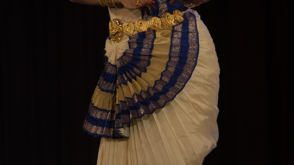 Gopika Varma impresses with her Krishna-themed recital