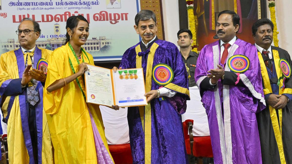 IIT-Roorkee Director Urges Students Embrace AI