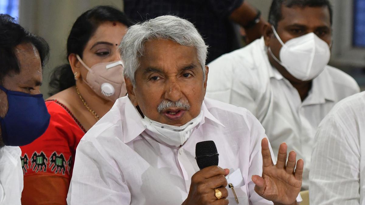 Former Kerala CM Oommen Chandy to be airlifted to Bengaluru for specialised medical care on Sunday