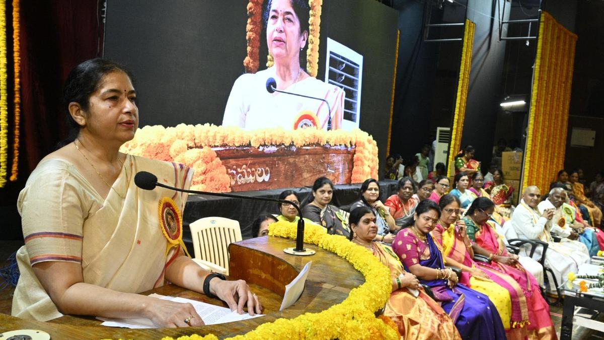 TTD honours 32 women employees with Padmavathi awards