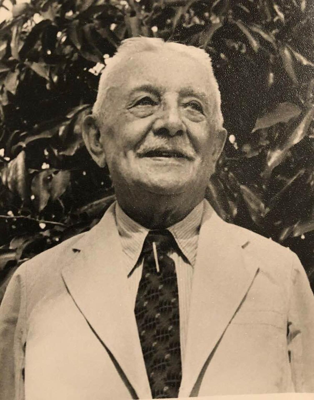 Gustav Krumbiegel  Gustav Krumbiegel