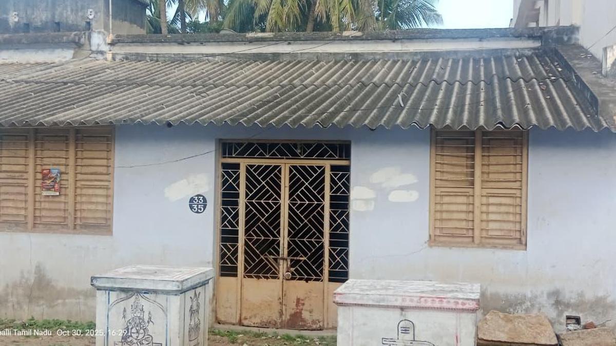 Thiruvanaikovil residents want street to be named after C.V. Raman