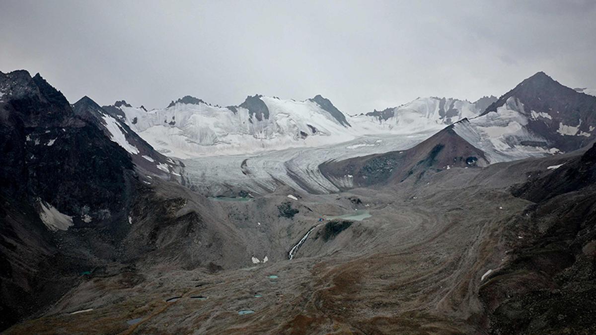 Melting glaciers of Central Asia worry scientists