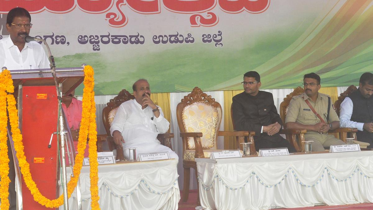 Govt. has given in principle approval for taking up development projects between Hangarakatte and Manipal waterway under Sagar Mala Yojana: Angara