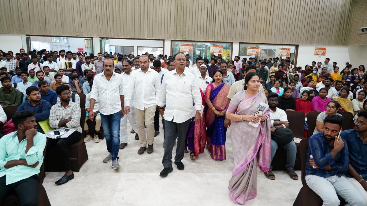 Vemireddy vows to rid Nellore of unemployment