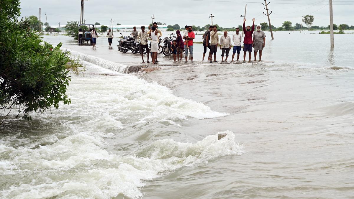 As flood-hit Kota villages in Rajasthan return to normalcy, public representatives point to delay in aid