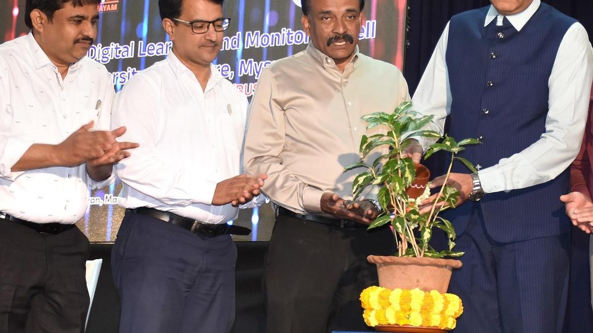 3,000 students enrolled in SWAYAM courses, says VC