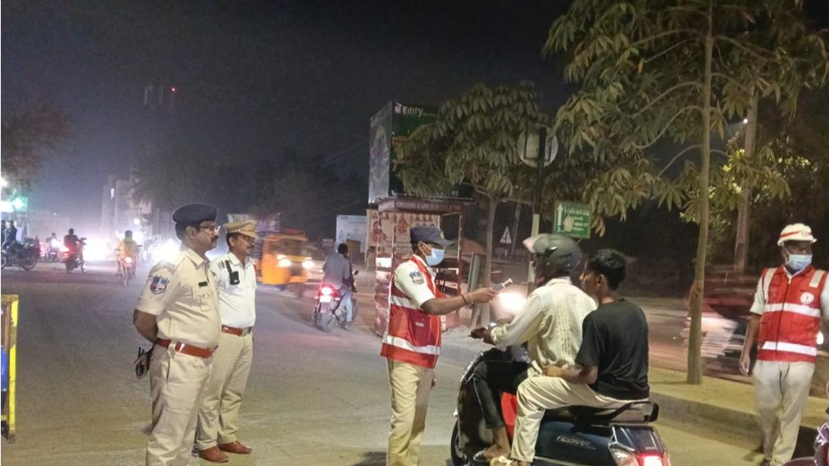 431 motorists booked in Cyberabad weekend drunk driving crackdown