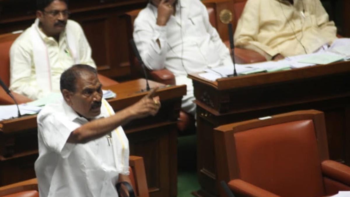 Denying rice to State by Centre will be an LS poll issue: Congress