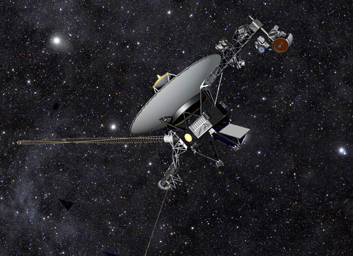 communicating with voyager 1