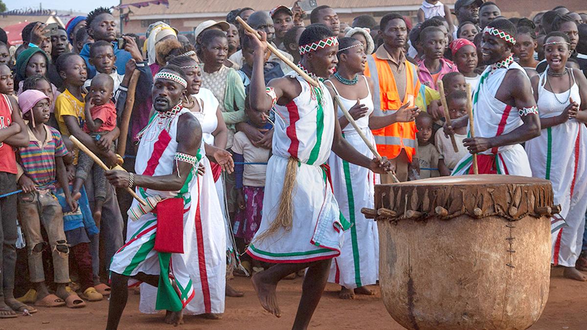 Malawi festival unites refugees and locals - The Hindu