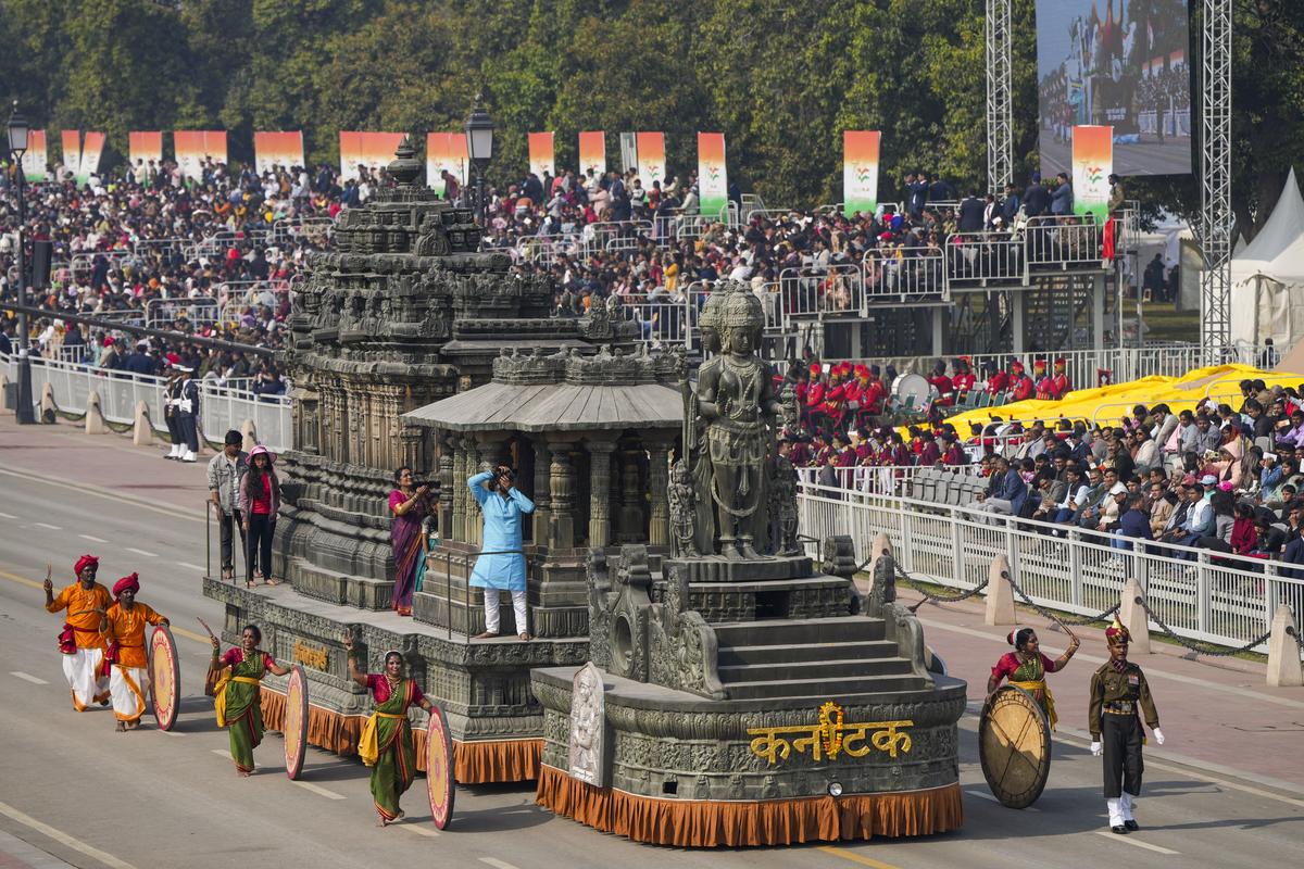 Tableau of Karnataka on display. Tableau of Karnataka on display.