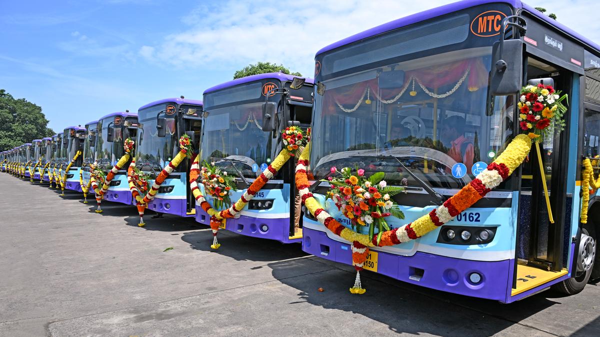 Sports Minister Udhayanidhi Stalin launches new low-floor buses for MTC