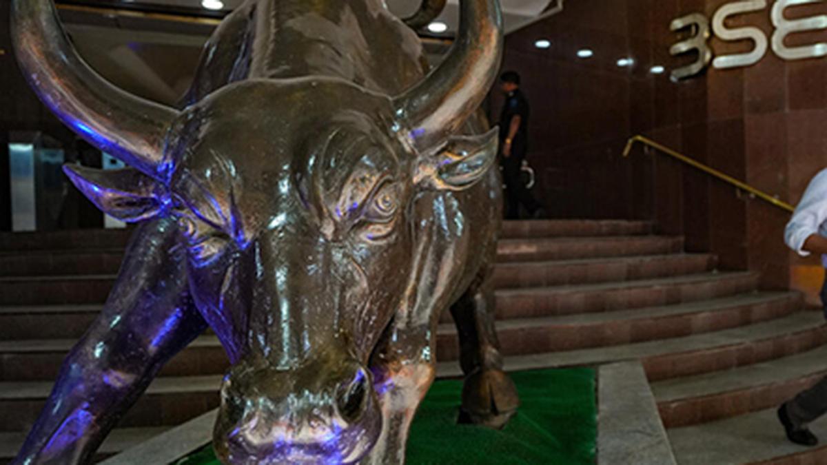 Equity markets log gains for second day: power shares advance