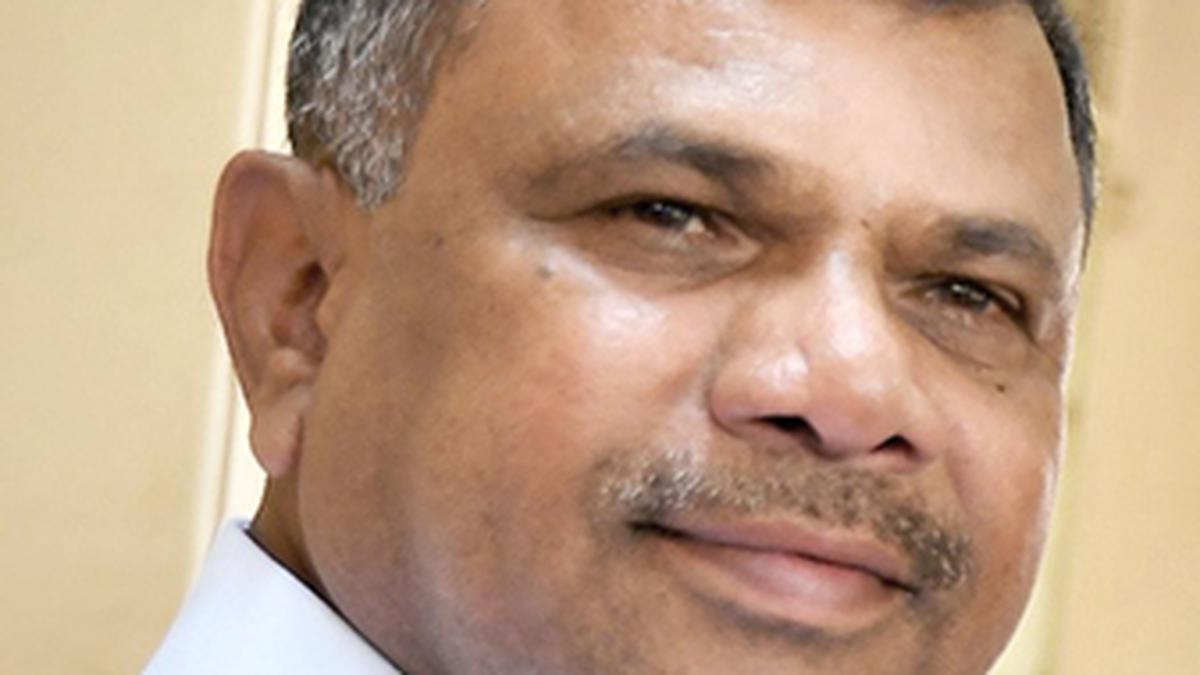 Marithibbe Gowda joins Congress Marithibbe Gowda joins Congress