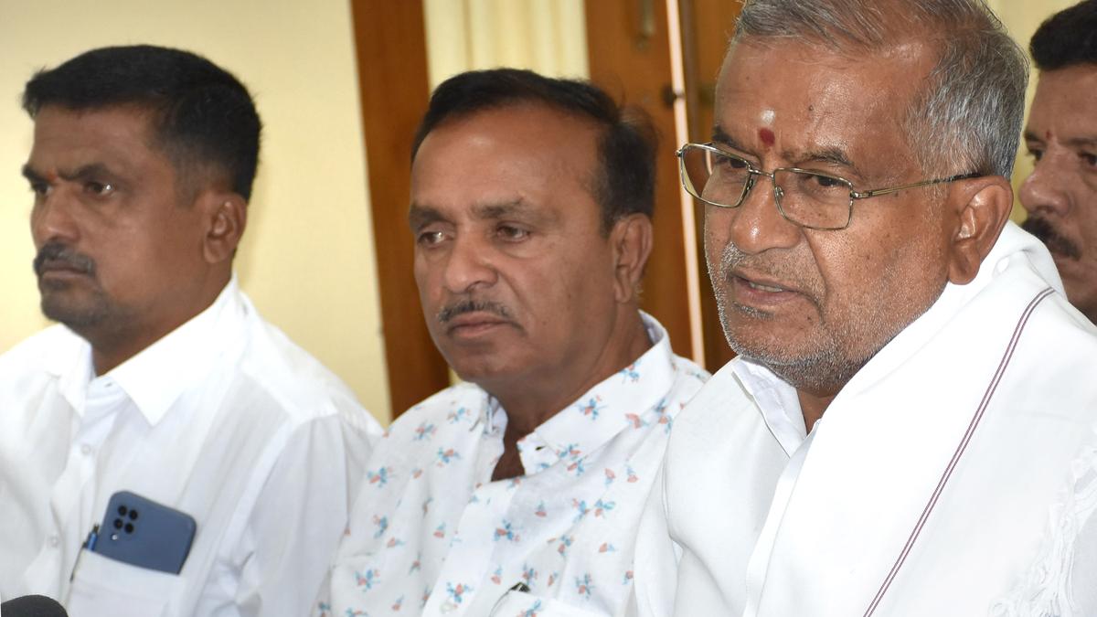 Chamundeshwari set to witness a keen contest between Congress and JD(S) as a political aide turns rival