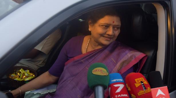 HC closes wealth tax case against Sasikala