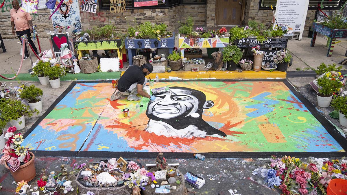 Washington, DC, to remove 'Black Lives Matter' painting from street near White House: Mayor