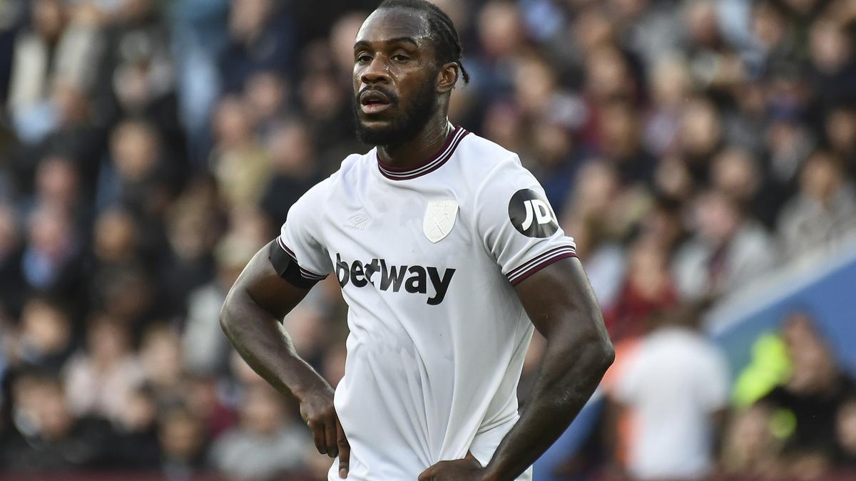 West Ham forward Michail Antonio out of hospital and ’grateful for being alive’ after car crash