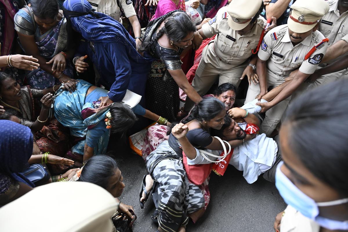 Members of the Telangana ASHA Workers Union gathered at Dharna Chowk, Indira Park, for the “Chalo Hyderabad” demonstration on Saturday (March 28, 2026)