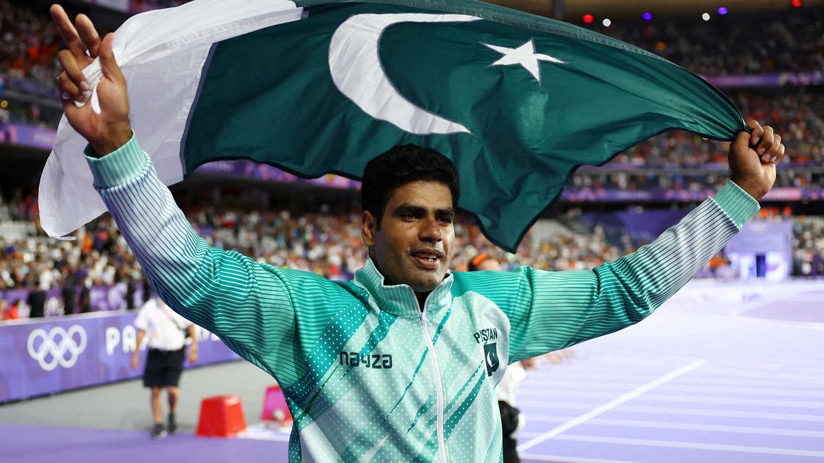 Pakistan urgently needs facilities for female athletes: Arshad Nadeem