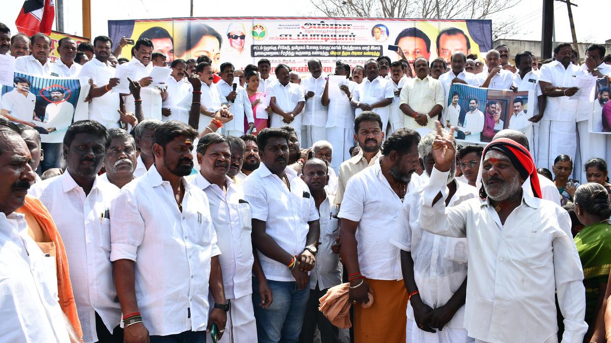 DMK is synonymous with corruption and rowdyism, says AIADMK in Dindigul