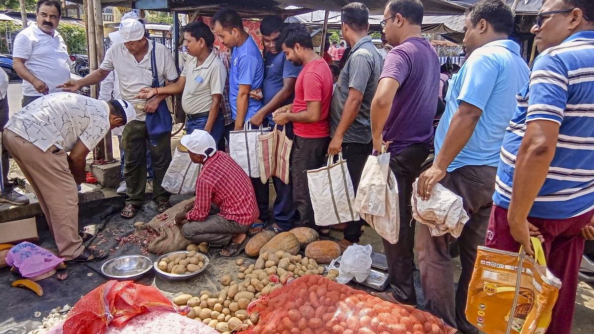 Potato crisis in West Bengal; suppliers, cold storage owners fear huge losses