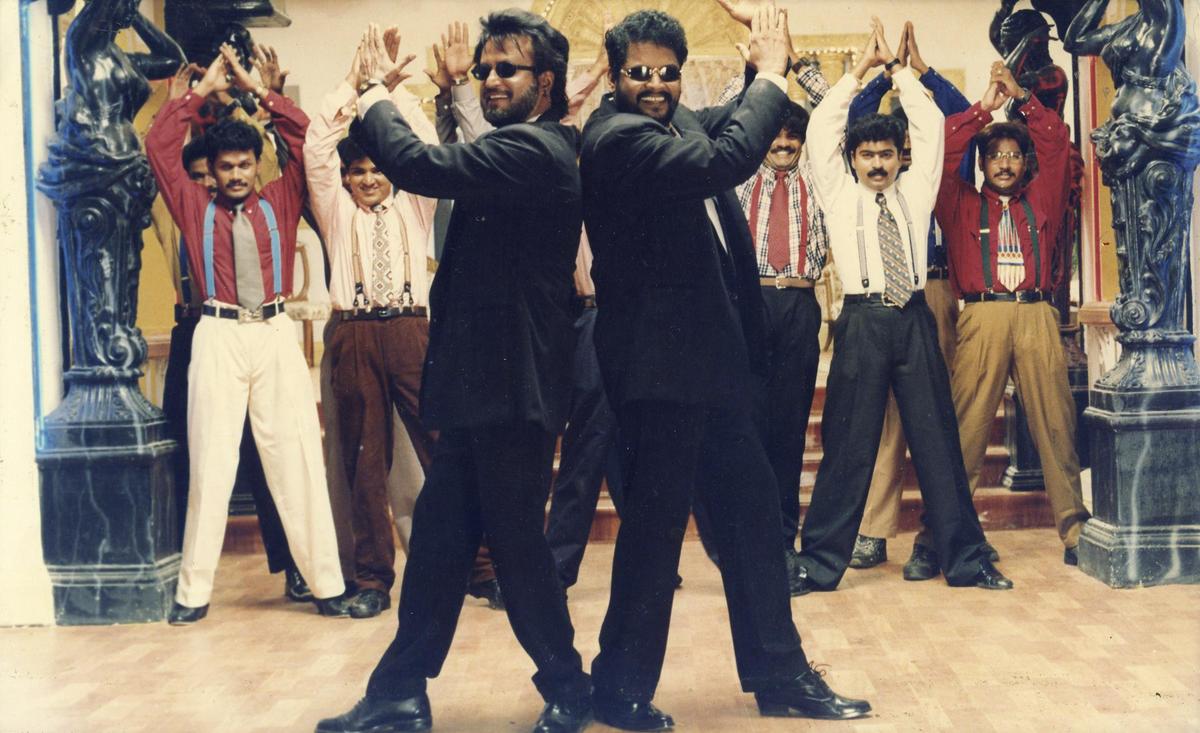 A still from ‘Padayappa’, featuring Rajinikanth and director KS Ravikumar