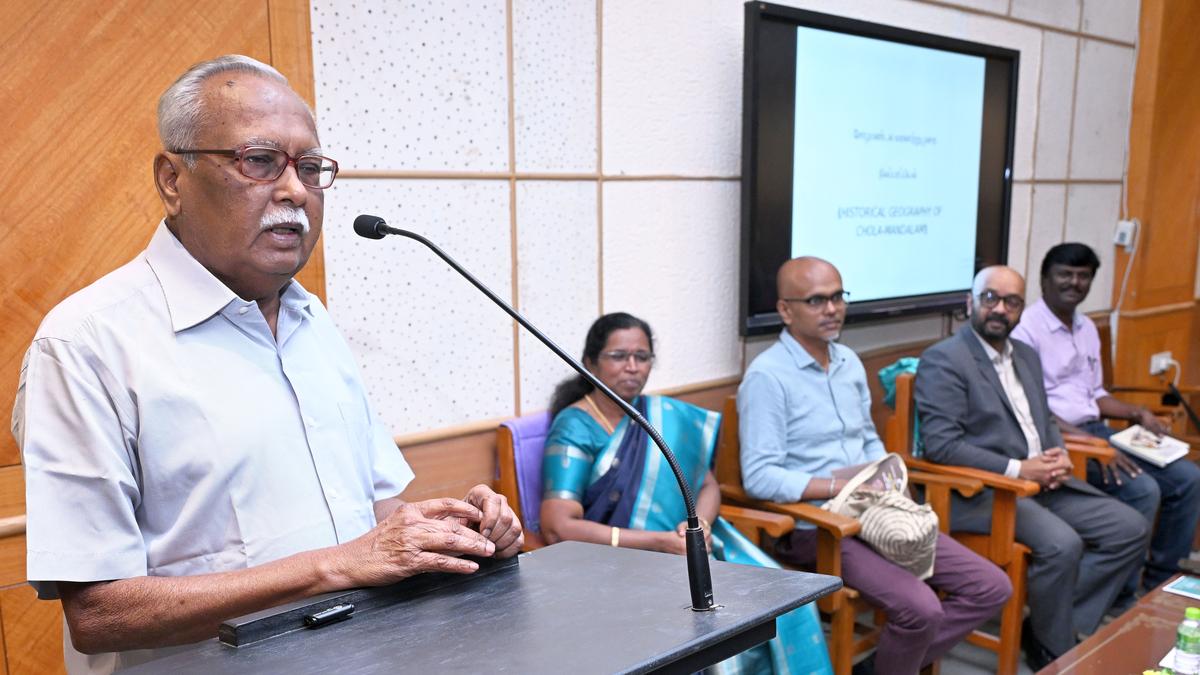 Meet delves into Tamil language, culture