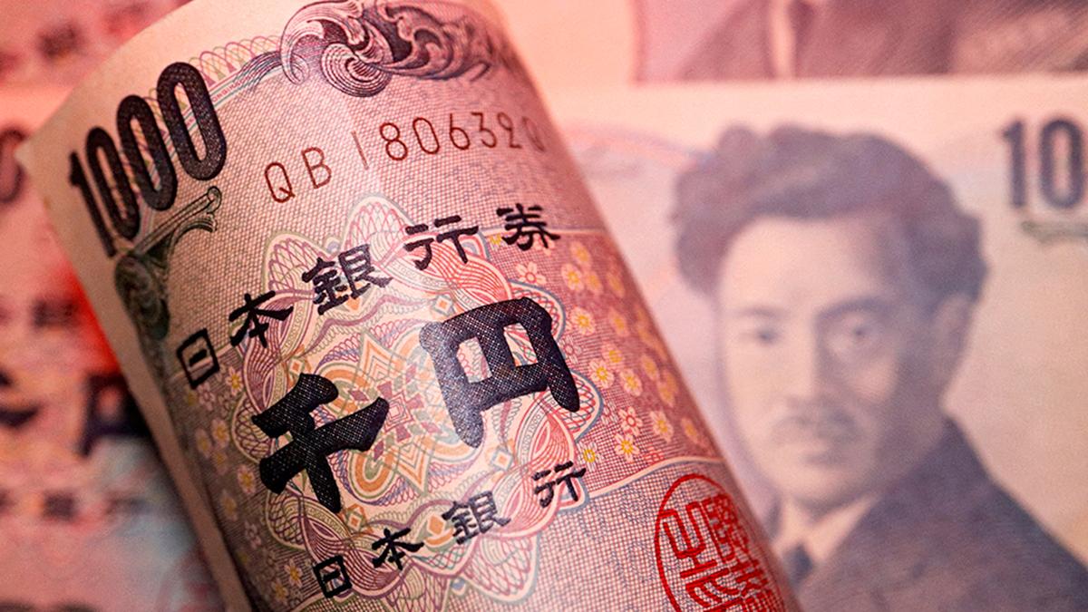 Yen surges as traders brace for interest rate shift while risk mood sours