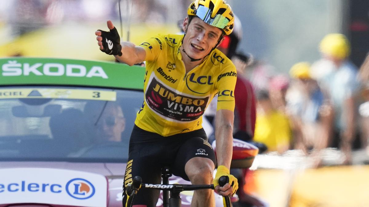 Battle looms between Vingegaard and Pogacar for Tour de France