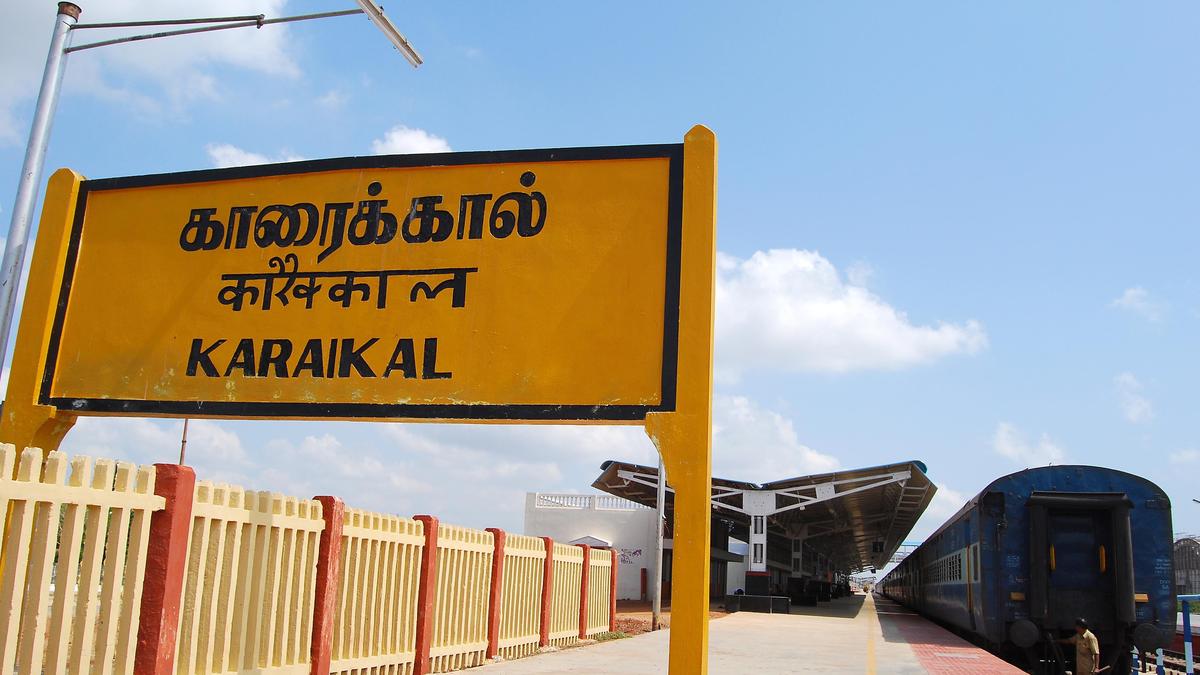 Rail users of Nagapattinam, Karaikal, and Velankanni press for direct trains to western and southern districts  image